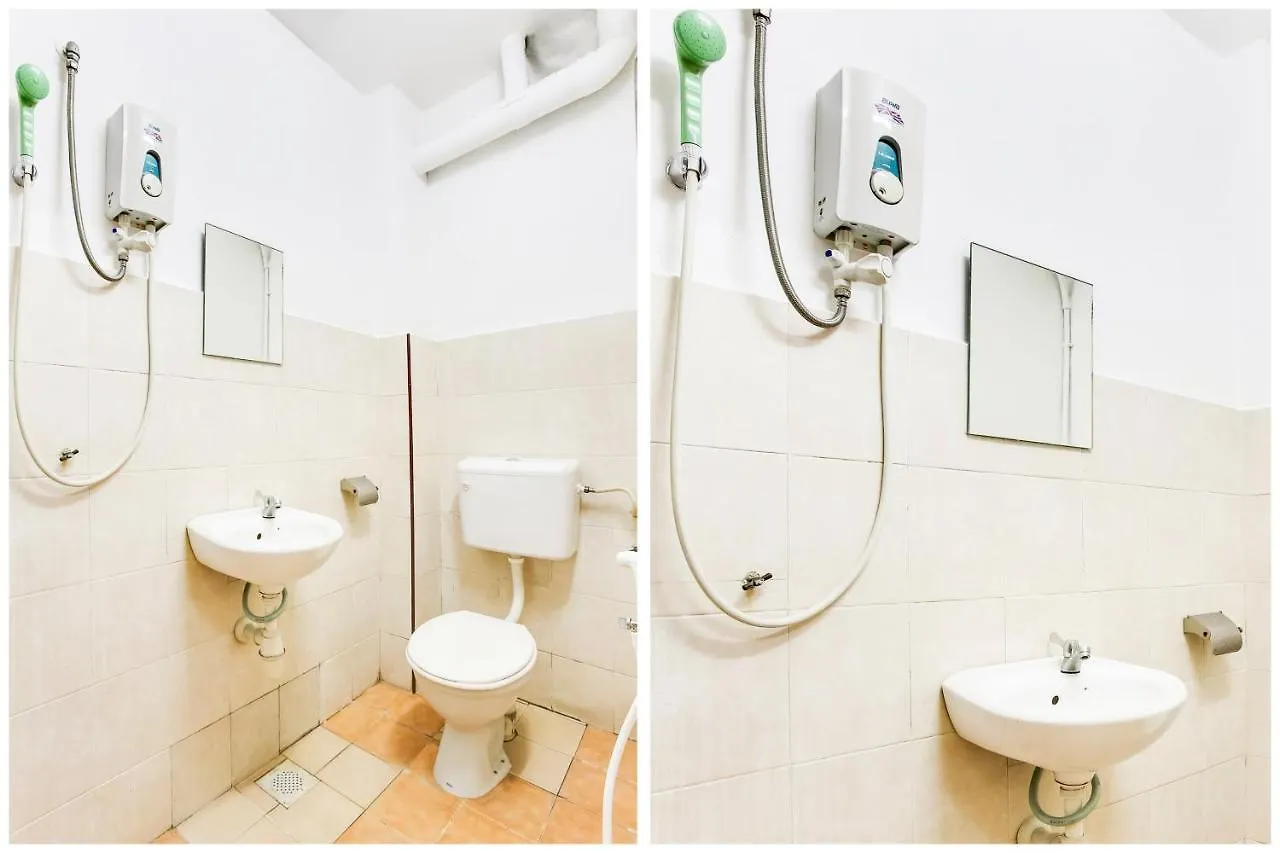 Oyo 89615 T Family Hotel Klang Malaysia